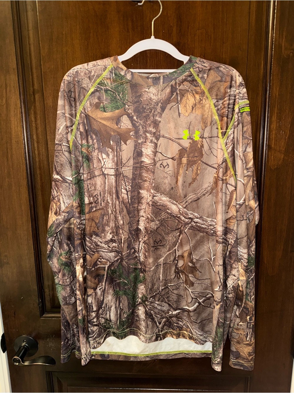 Under Armour Men’s Realtree Camo Long-Sleeve Performance Shirt - Brown/Green
